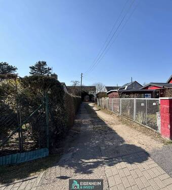 Weg zum Grundstück - Einfamilienhaus mit 113,00 m&sup2; in Berlin zum Kaufen