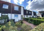 Vorderansicht - Gepflegtes Reihenmittelhaus - 349.000,00&nbsp;EUR Kaufpreis, ca.&nbsp; 93,00&nbsp;m&sup2;&nbsp;Wohnfl&auml;che