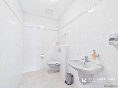 WC - 