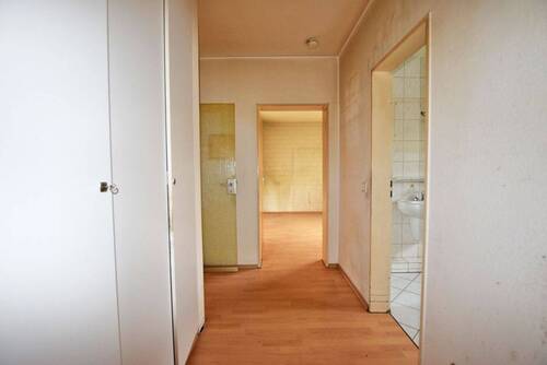 Diele - Etagenwohnung mit 85,00 m² in Essen zum Kaufen