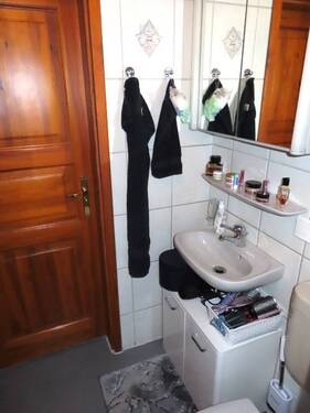 Gäste Toilette mit Dusche EG - 