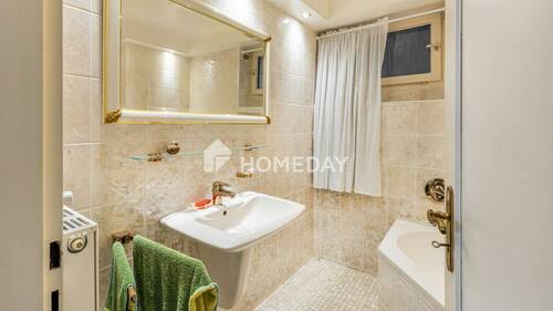 KG Badezimmer 1 - 