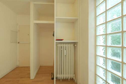 Eingangsbereich mit Garderobe - 