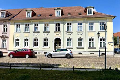 Wohn- und Geschäftshaus - Ein historisches Schmuckstück im Herzen der Stadt Neuruppin