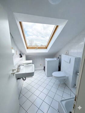 Bad 1 - Etagenwohnung mit 64,00 m&sup2; in Limburg Offheim zur Miete