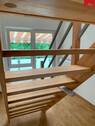 Treppe zum ausgebauten Dachboden (vor Einzug des jetzigen Mieters) - 