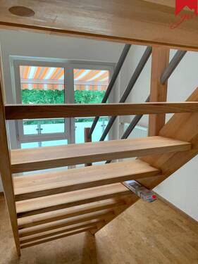 Treppe zum ausgebauten Dachboden (vor Einzug des jetzigen Mieters) - 