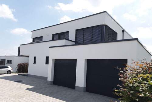 Bild 2 - 5 Zimmer Einfamilienhaus zum Kaufen in Binningen