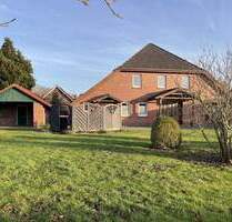 Gulfhof mit 2 Wohnungen, Einbauküchen, Garage, Werkstatt etc. in ruhiger Lage! - Schweindorf