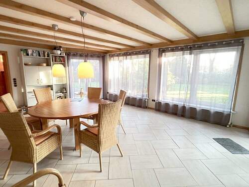 W1 - Wohnen - 1 Zimmer Mehrfamilienhaus, Wohnhaus zum Kaufen in Schweindorf