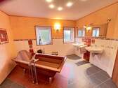 W1 - Bad mit Wanne und ebener Dusche Bild 1 - 