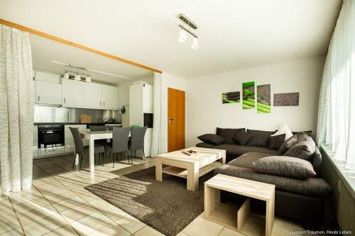 Wohnzimmer - 2 Zimmer Etagenwohnung in Todtnau / Herrenschwand