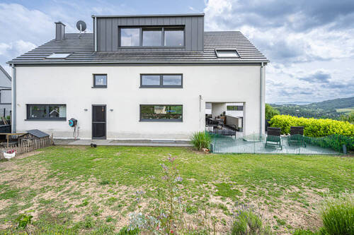 Hausrückseite - 