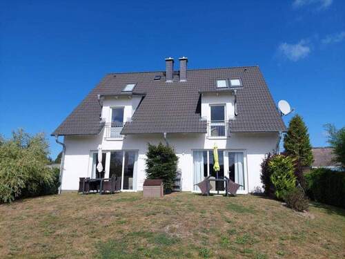Hausansicht Garten - 300m zum Strand und Grundstücksgrenze zum Landschaftsschutzgebiet