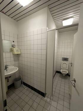 Wc Anlage Büro 1-OG-Wittenberger-Straße-25 - 