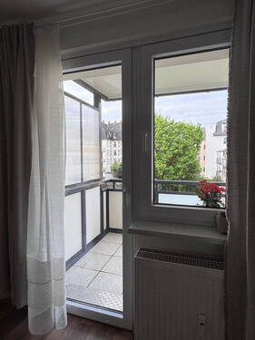 Schlafzimmer/ Balkon - 