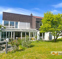 Stilvolles Einfamilienhaus mit wundervollem Garten in bester Aussichtslage von Göppingen Reusch!