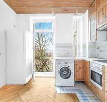 Jugendstil-Altbau, 2-Zimmer plus Wohnküche mit Innenhofbalkon - Besicht. SA 24.01. nach Vereinbar. - München Au-Haidhausen