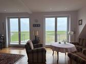 Wohnzimmer - 3-Raum Wohnung mit Nordsee-Panorama vom Feinsten