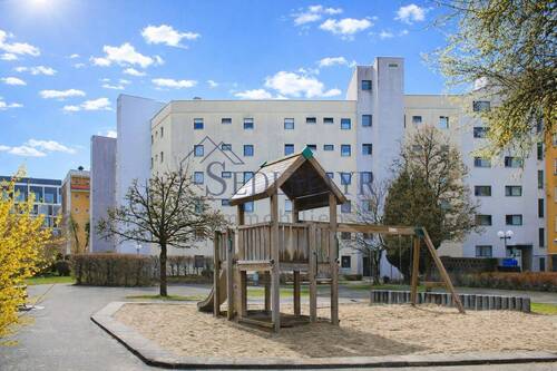 Außenaunfahme 3 - Etagenwohnung mit 109,00 m&sup2; in München-Moosach zum Kaufen