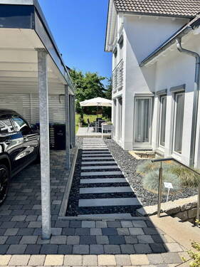 Bild 2 - 7 Zimmer Mehrfamilienhaus, Wohnhaus zum Kaufen in Bondorf