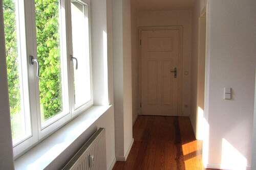 Diele/Eingangsbereich - 3 Zimmer Etagenwohnung zum Kaufen in Berlin-Mitte