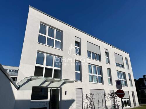 Ansicht - ***Dachgeschosswohnung mit Einbauküche und Loggia!***