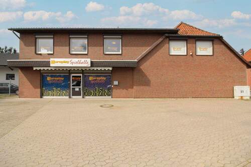 Haus Seitenansicht - Gewerbeobjekt (Büro, Produktion, Verkauf) zum Kaufen in Schneverdingen