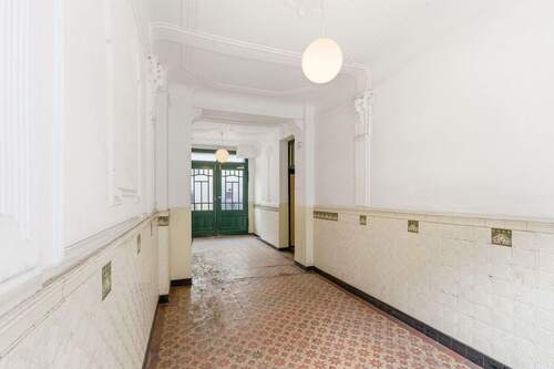 Hausflur - 2 Zimmer Etagenwohnung in Berlin