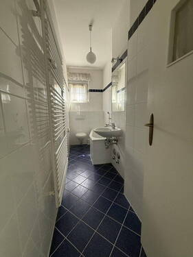 Bild 2 - 2 Zimmer Etagenwohnung zum Kaufen in Berlin