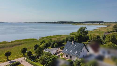 Der Blick auf die Bootsanlegestelle - 