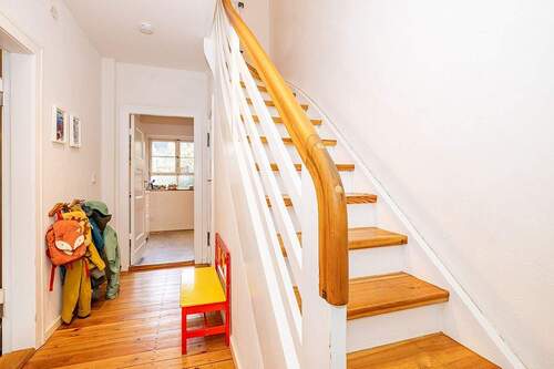 Flur - 3 Zimmer Doppelhaushälfte zum Kaufen in Kleinmachnow