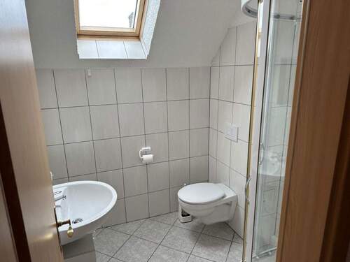 Bild 4 - Mehrfamilienhaus, Wohnhaus mit 220,00 m&sup2; in Röblingen am See zum Kaufen