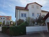 Hausansicht - Etagenwohnung mit 120,00 m&sup2; in Ilvesheim zur Miete