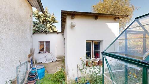 Nebengebäude 2.jpg - 