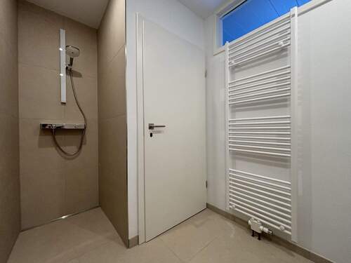 Badezimmer EG (Weitwinkel) - 