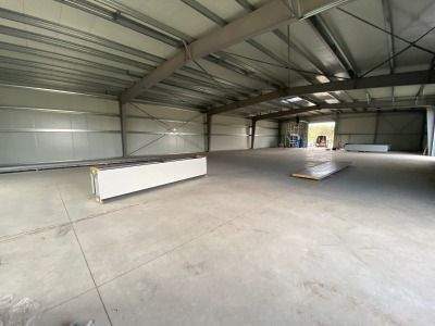 222769_51E9F24F0CC135E8B086A1E3120D5BB8.jpg - Halle in Saarbrücken