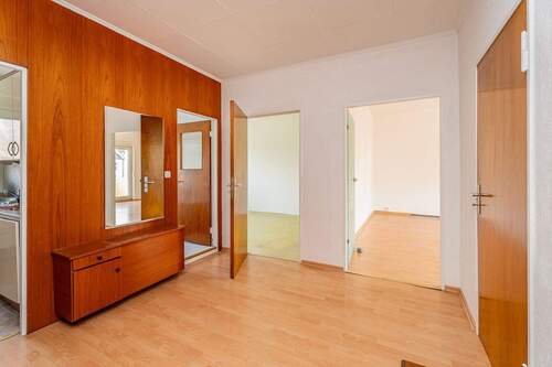 Flur - 3 Zimmer Etagenwohnung in Berlin