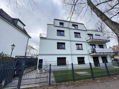 Hausansicht - 3 Zimmer Etagenwohnung zum Kaufen in Berlin