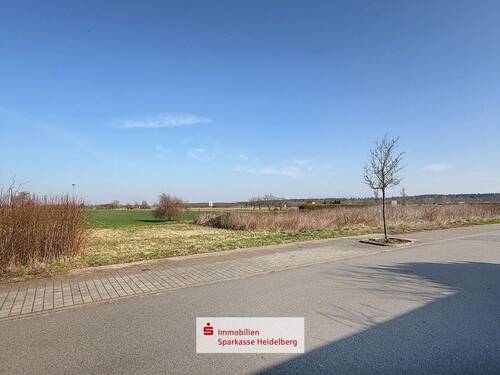 Titelbild mit Logo - Grundstückspaket bestehend aus 5 Baugrundstücken für Reihenhausbebauung - 1.218 m² in St. Leon-Rot