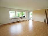 Wohnzimmer - 1 Zimmer Mehrfamilienhaus, Wohnhaus zum Kaufen in Hohenfels / Mindersdorf