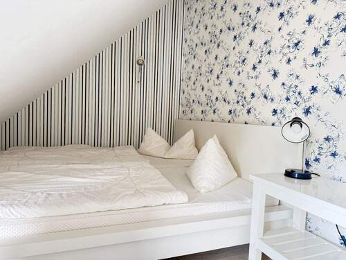 2. Schlafzimmer - 