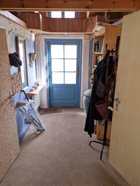 Diele - 5 Zimmer Mehrfamilienhaus, Wohnhaus in Weddingstedt