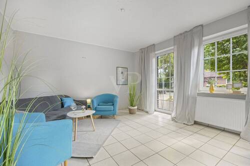 Blick in das schöne Wohnzimmer - 
