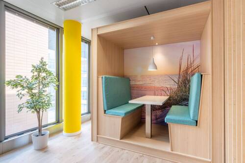 Regus Eolis Square 2523 Luxembourg Business Lounge - Büro in Magdeburg zur Miete