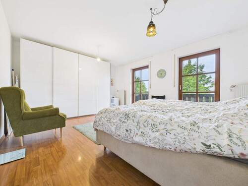 Schlafzimmer (1.OG) - 