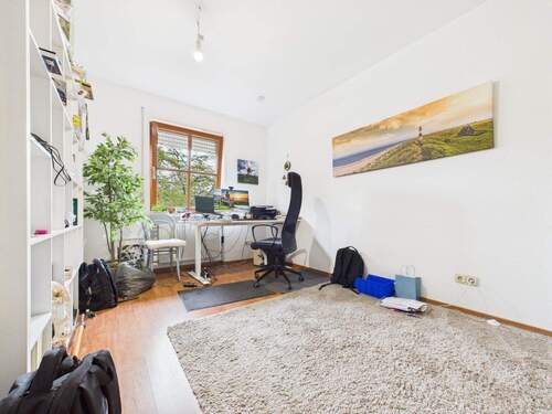 Arbeitszimmer (1.OG) - 