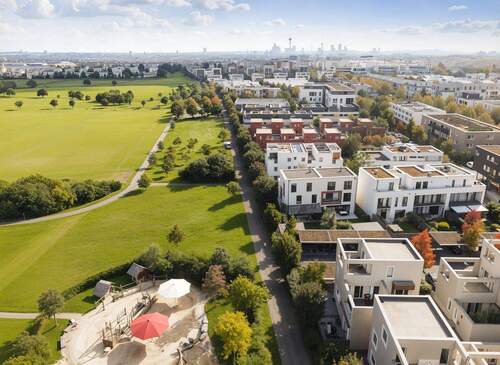 Luftansicht - 5 Zimmer Doppelhaushälfte zum Kaufen in Frankfurt am Main