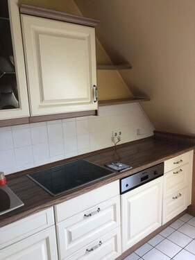 Einbauküche - Etagenwohnung mit 94,00 m&sup2; in Hirschstein zur Miete