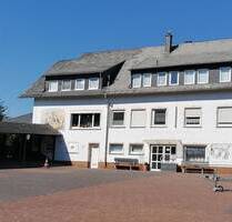 Erfolgreiches Restaurant und Gästehaus mit Potential und vielen Optionen - Beltheim Schnellbach
